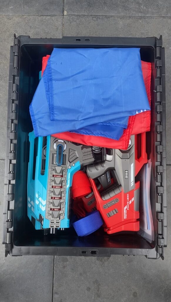 “Kinderfeestje pakket met spelmateriaal en accessoires – Dagpakketverhuur”    